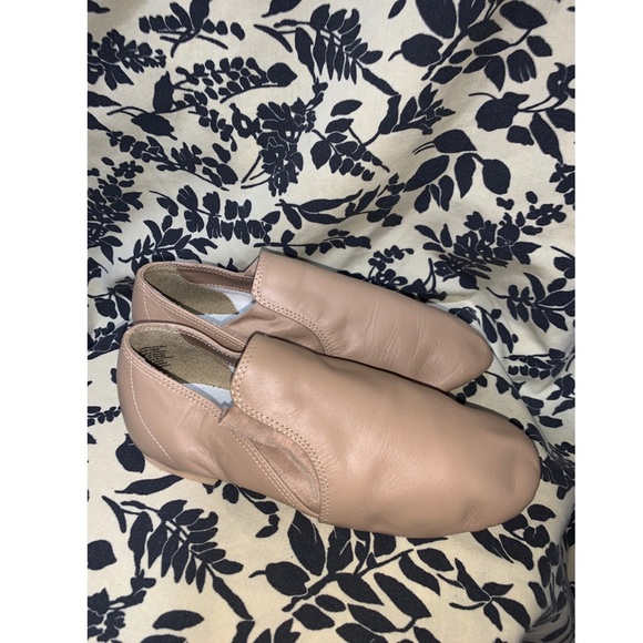 🌻 dance shoes 🌻 - Picture 5 of 6